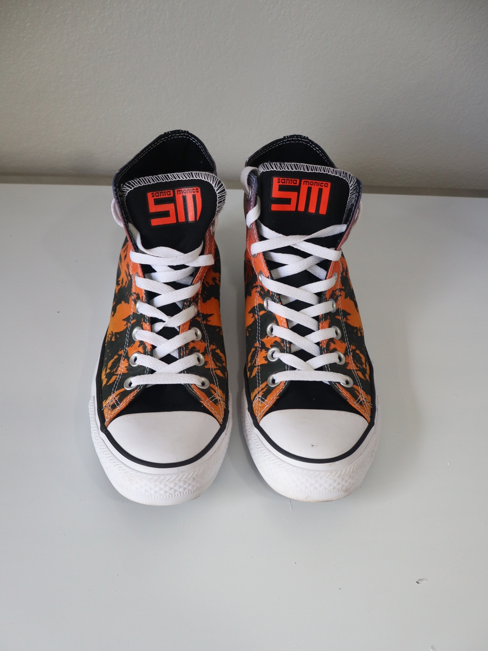 Converse Chuck Taylor Sz 9.5M Santa Monica Pier All Star High Top Sneakers Urban